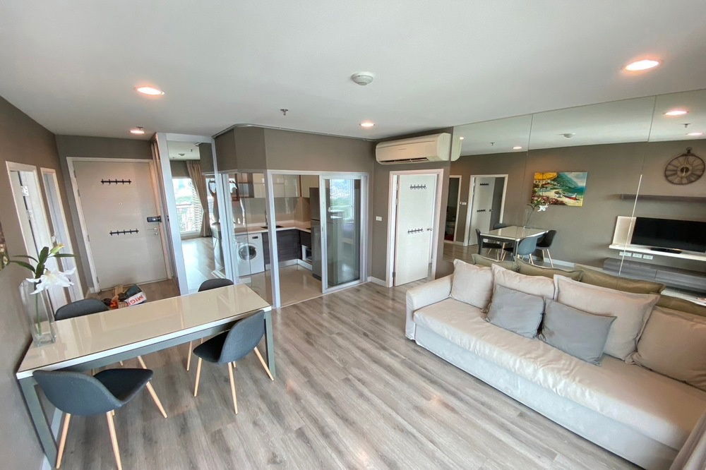 picture For Rent !! high floor 22+, Closed kitchen, Fixed parking! Code C20221200155....Centric Sathorn-St. Louis, 2 bed, 2 bath, furnished, ready to move in - 2/10