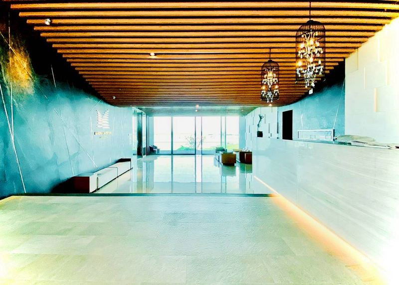 picture Luxury condo for sale in the heart of the city, seaside project, Marina Bay Front Sriracha - 16/19