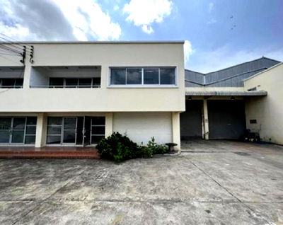 เช่าโรงงาน ศาลหลักเมืองจังหวัดปทุมธานี : ให้เช่าโกดัง พร้อมสำนักงาน ถนนปทุมธานี-สามโคก ปทุมธานี พื้นที่ 700 ตารางเมตร ทำเลดีมาก รถเทรลเลอร์ เข้าออกได้