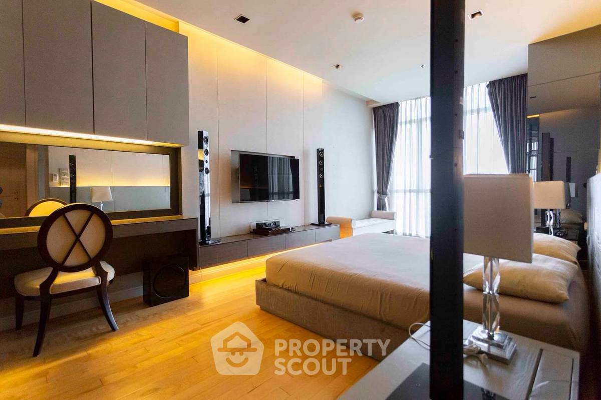 picture 2-BR Condo at Athenee Residence near BTS Phloen Chit (ID 2327291) - 9/26