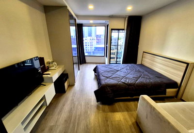 คอนโดให้เช่า : ว่างพร้อมอยู่! Soho รัชดา. สตูดิโอ 28ตร.ม. Line id: @pfagent