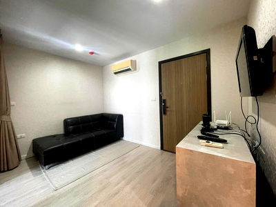 Condos for rent : BTS Ekkamai 1.3 km. Price  12,000 Baht Condo Metro Luxe Rama 4 ( Rental )