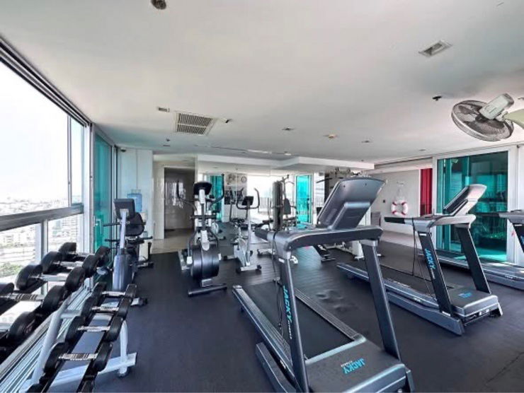 picture Studio for rent near MRT just 2 min. walk. - 18/21