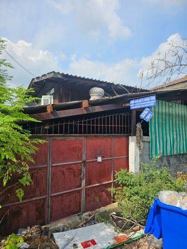 Land for sale, 51 sq wah, Phra Khanong