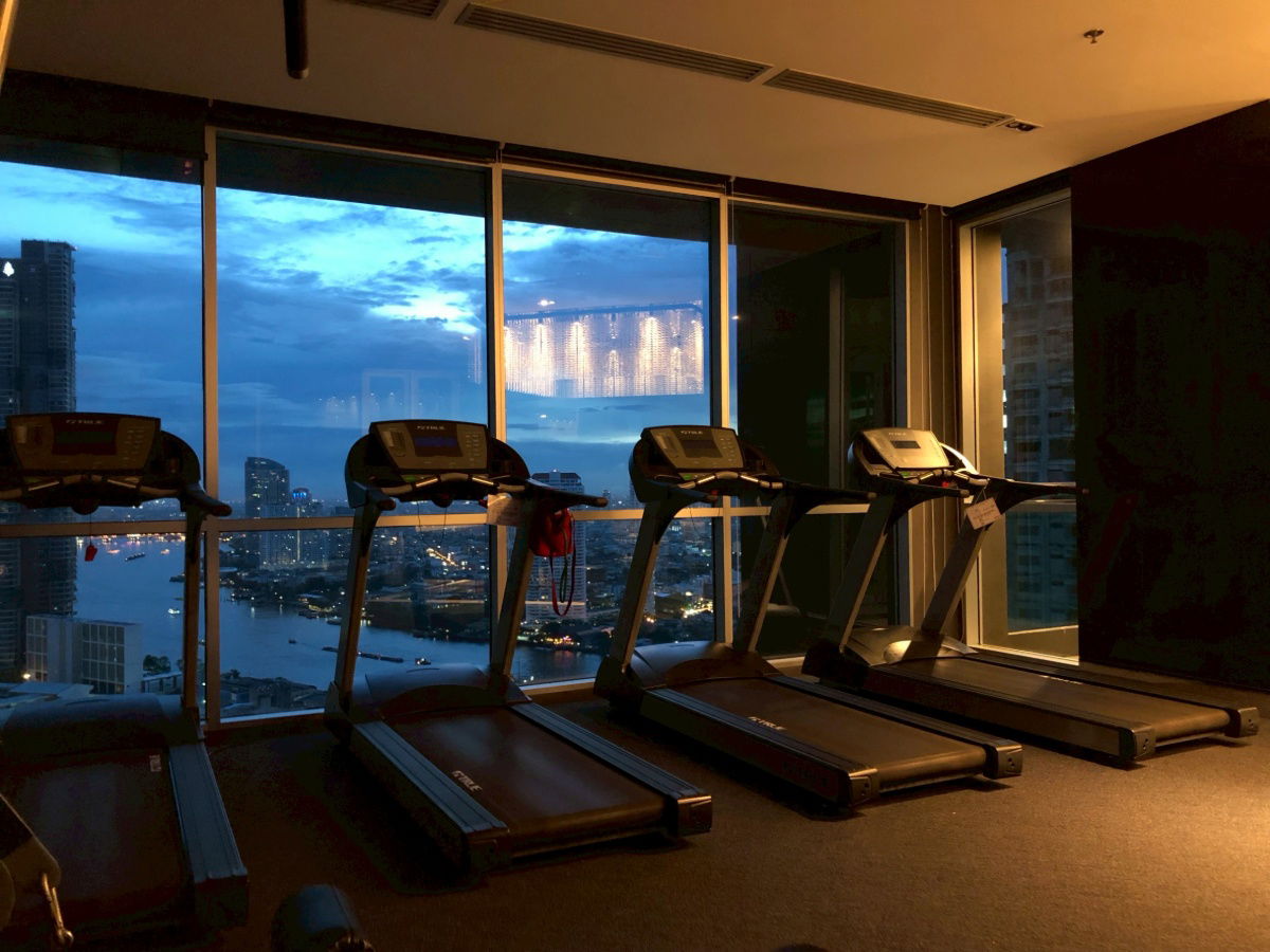 รูป ✨ Rhythm Sathorn ห้องสวย วิวสวยตาแตก! 🏙️🌅 เฟอร์นิเจอร์–เครื่องใช้ไฟฟ้าครบเข้าอยู่ได้เลย ราคาดีมากกก 17,000 บาทเท่านั้น! 🔥💙 - รูปที่ 8/9