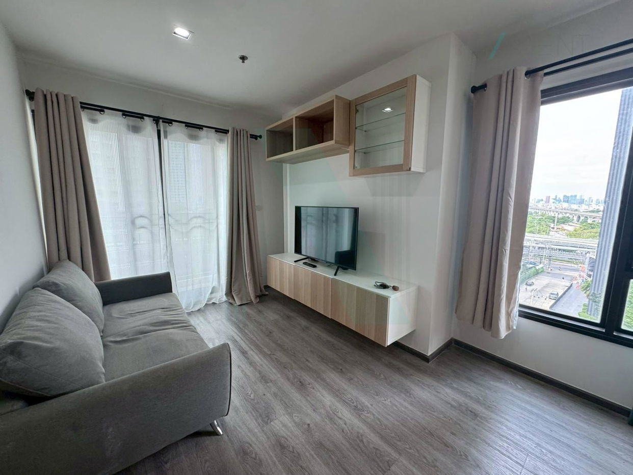 picture For Rent Condo RICH PARK @ TRIPLE STATION Building 1, Floor 9,1 bed room, Room size 32 sqm - 1/8