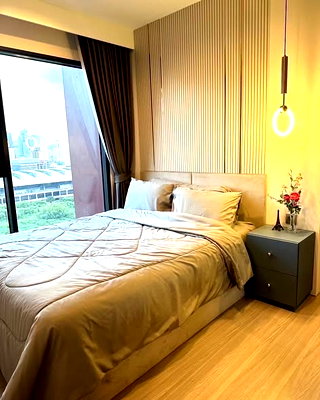 Condos for rent : G8741🤎中国客户，请加微信。(在联系方式的旁边) 🅵🅾🆁 🆁🅴🅽🆃 Life Asoke Hype 🅻🅸🅽🅴 ❤️💜@condopremium💜❤️Ready to move in ⬛🟨 📞 065 695 3645🟨⬛