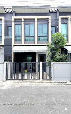 Townhouses for rent เทสโก้โลตัส บางพลี : Townhouse for rent: Pleno Sukhumvit-Bangna (SPSAD3617)