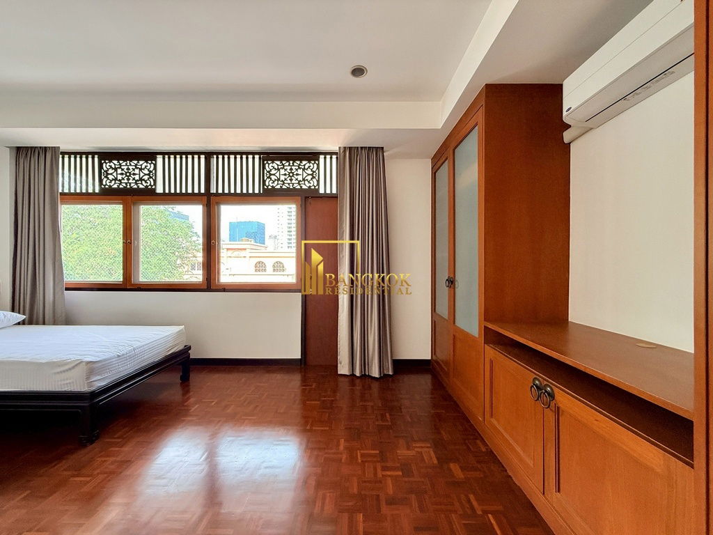รูป Spacious 4 Bedroom Apartment For Rent in Sathorn Area - BR21220AP - รูปที่ 30/46