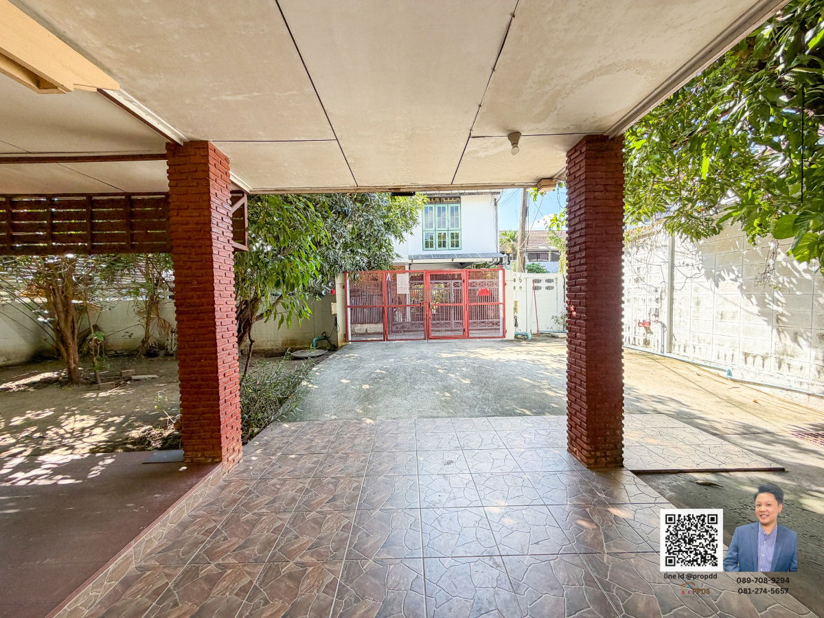 รูป Rare Find in Ekkamai! บ้านเดี่ยวใจกลางสุขุมวิท ที่ดินใหญ่ ราคาต่ำกว่าตลาด - รูปที่ 3/19