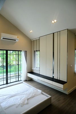 รูป HOT PRICE บ้านสวยสภาพมือ 1 โซนหน้าสวนสาธารณะ พร้อมตกแต่งบิ้วอินทั้งหลัง เฟอร์ครบ พร้อมอยู่ได้ทันทีบางกอก บูเลอวาร์ด รังสิต คลอง 4 - รูปที่ 12/15