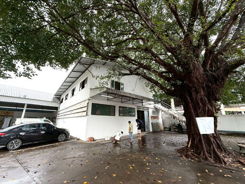 Warehouse for rent, stock products, 1 bedroom, 1 bathroom, 10 parkings.