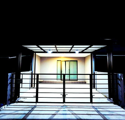 Townhouses for rent Ramkhamhaeng University 2 : Pleno Sukhumvit-Bangna Mega Bangna 1.9km. Luxury 2-story townhouse for rent 21 sq.wa. 170 sq.m. furn