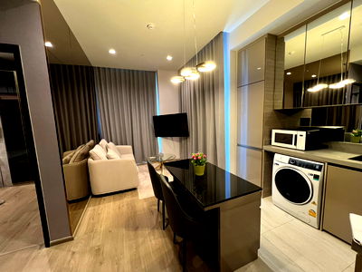 คอนโดให้เช่า : The Crest Park Residence 2 Bedroom, MRT Phahon Yothin (Condo For Rent) 