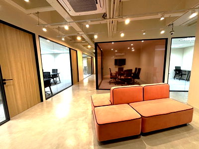 เช่าสำนักงาน ถนนสาทรเหนือ : เซอร์วิสออฟฟิศ MRT หัวลำโพง ใจกลางเศรษฐกิจไทย เดินทางง่าย พร้อม Co-working ห้องประชุม และสำนักงานส่วนตัวครบครัน