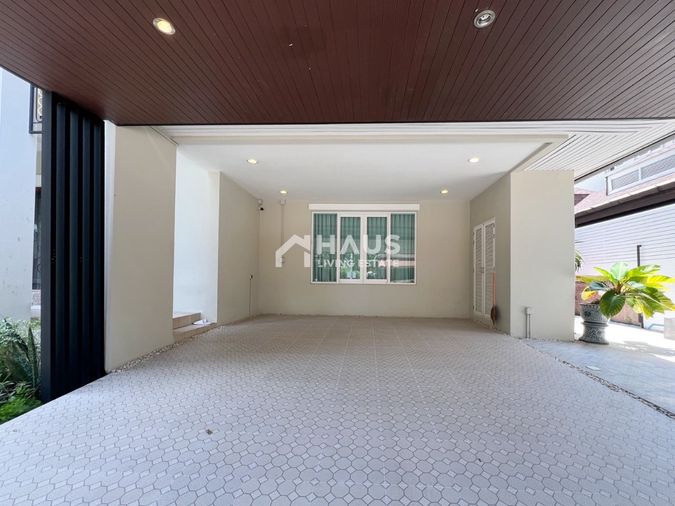 4-bed house for sale, 400 sqm, 142.3 sq wah, THE PALAZZO SATHORN