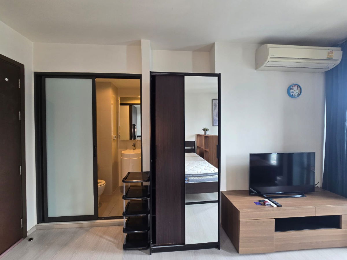 picture Rhythm Asoke for rent 13000 baht (Studio room) Cheapest Price!!! (Line ID : meigood777) - 9/15