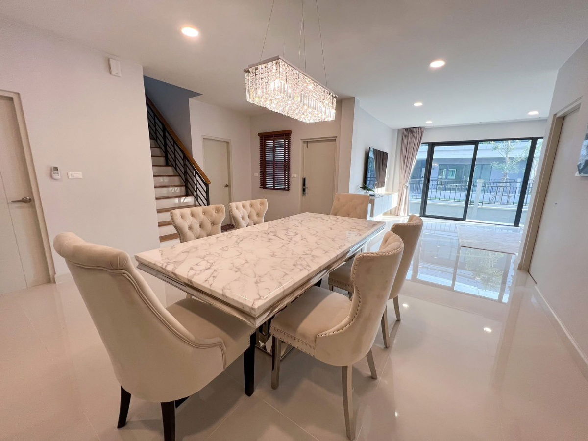 รูป 🏡✨ให้เช่าบ้านเดี่ยวหรู Centro Bangna 4 ห้องนอน 5 ห้องน้ำ ทำเลที่สุดของบางนา ใกล้ Mega บางนาเพียง 1 นาที! - รูปที่ 6/13