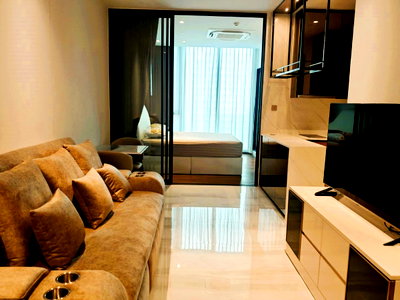 Condos for rent : Supalai Icon Sathorn Pool view - Now Available 