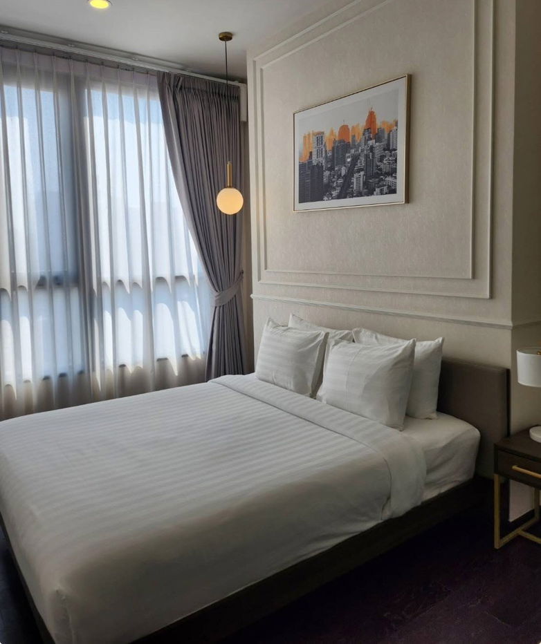 picture PARK ORIGIN THONGLOR - 2/10