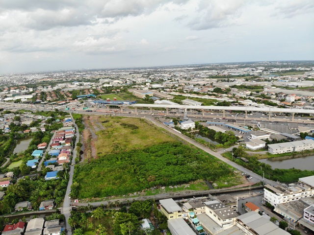 รูป AS026 ขายที่ดินสวย ผังเมืองสีเขียวเข้ม ที่ดินติดถนนสามด้าน ขนาดที่ดิน 31-1-32.1 ไร่ ด้านหน้าติดถนนพระราม 2 ขาเข้า - รูปที่ 4/9