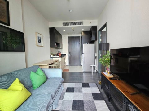 Condo for Rent Edge Sukhumvit 23