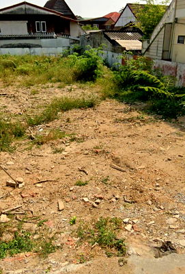 ที่ดิน บ้านข้างวัด : ขายที่ดินแปลงแม่เหียะ 98 ตรว ราคา  4.5 ล้านลดจาก5 ล้าน 