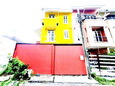 Townhouses for rent วิทยาลัยพยาบาลทหารอากาศ : BTS KhuKhot 1.9km. Townhome for rent 3-storey 21sq.wa. 241sq.m. 3-4bed BigC SaiMai 800m. 2 bath Sa