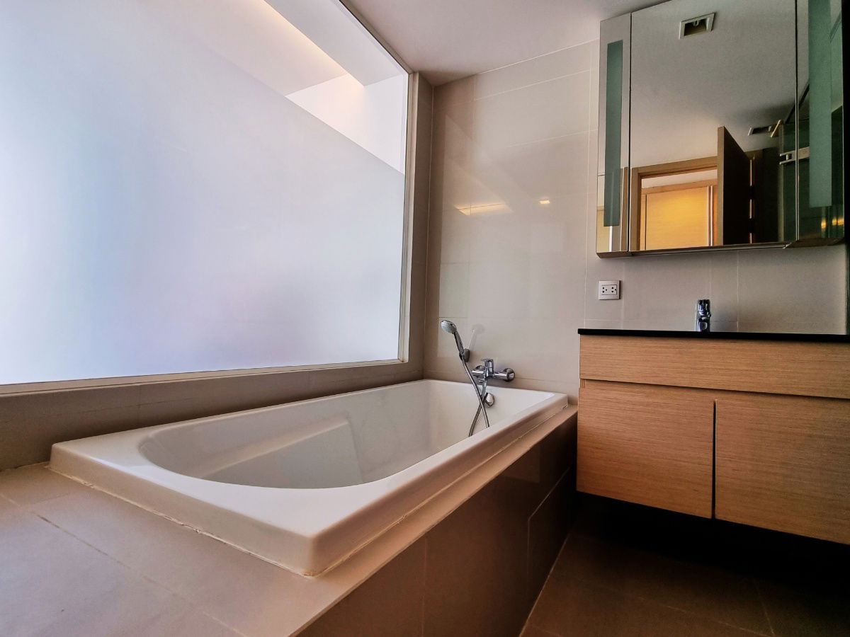 รูป ✨ Via Botani Sukhumvit 47: คอนโดหรู 2 ห้องนอน ใจกลางทองหล่อ-พร้อมพงษ์ ที่คุณไม่ควรพลาด! ✨ - รูปที่ 10/24