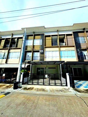 Townhouses for rent Bang Bua Thong Nonthaburi : Sombatburi Market 2.8 km. Saphan Non-Bang Bua Thong Road. Pakkret Hospital2 2.2km. Sammakorn Townhou