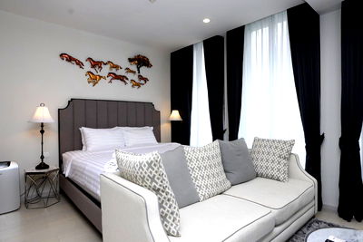 Condos for rent BTS Chit Lom : 🌈⚡ E20325 Noble Ploenchit ⚡🌈   Get a Special Code when renting with us 💬 LINE: @theagentpro