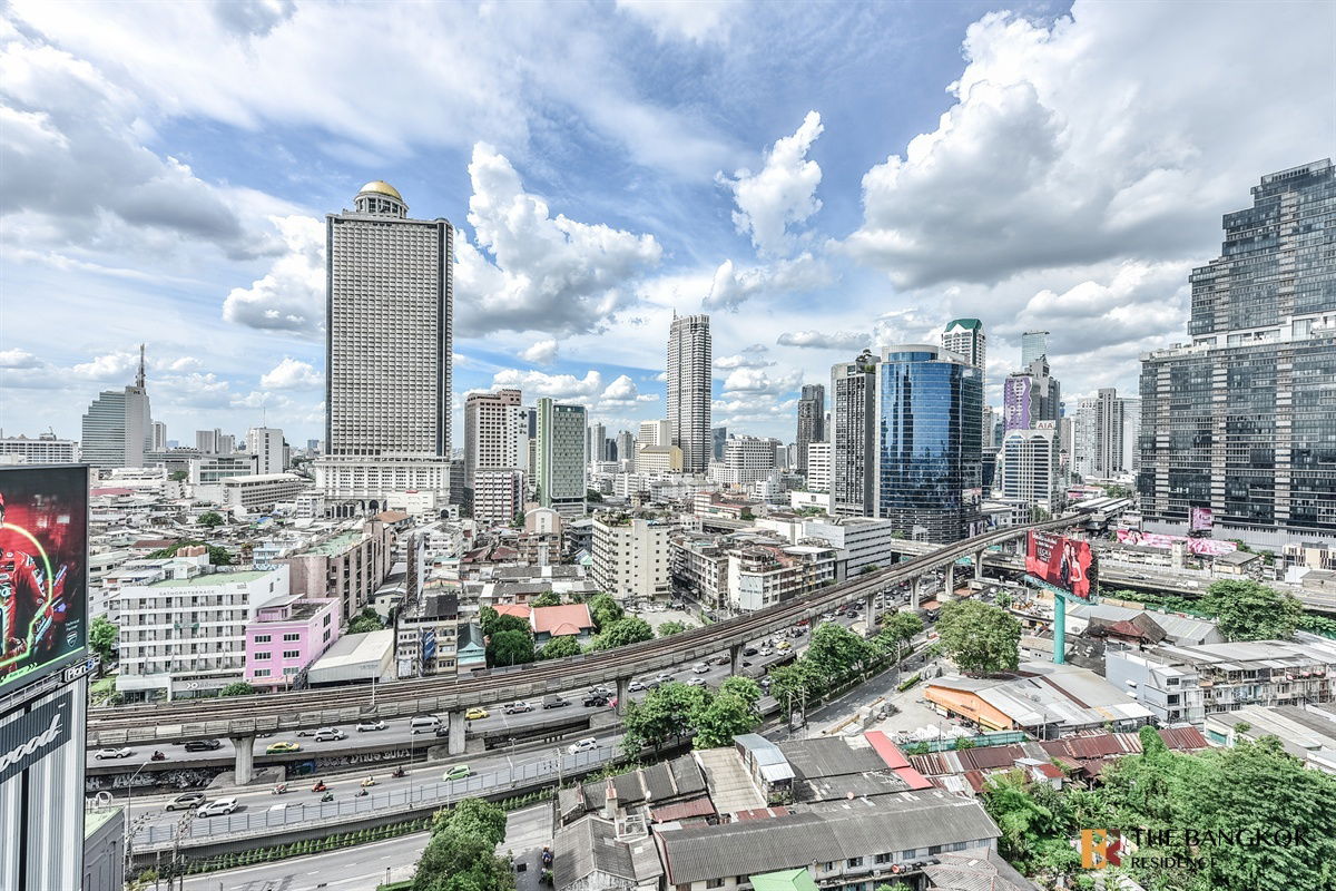 picture RHYTHM Sathorn ð Spacious, Luxurious Unit ðŦ Near BTS Saphan Taksin - 3/10