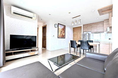 ขายคอนโด : 🩷  2 ห้องนอน 🩷 Rhythm Ratchada-Huaikhwang ใกล้ MRT ห้วยขวาง