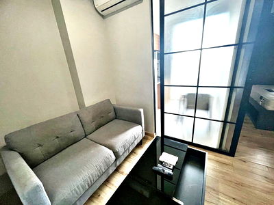 Condos for sale Rajinibon School  : 💎For Sale: Brix Condominium, located near MRT Bang Phlat.