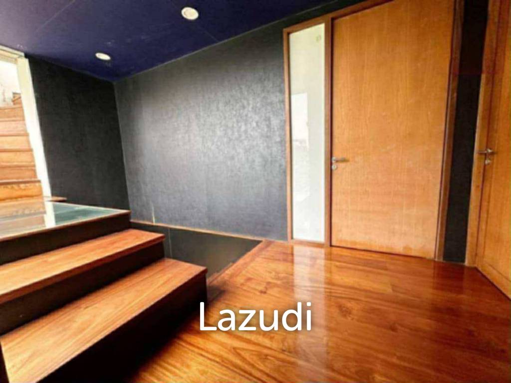 รูป 4 Beds 5 Baths House in Rama 4 - Kluaynamthai - รูปที่ 12/15