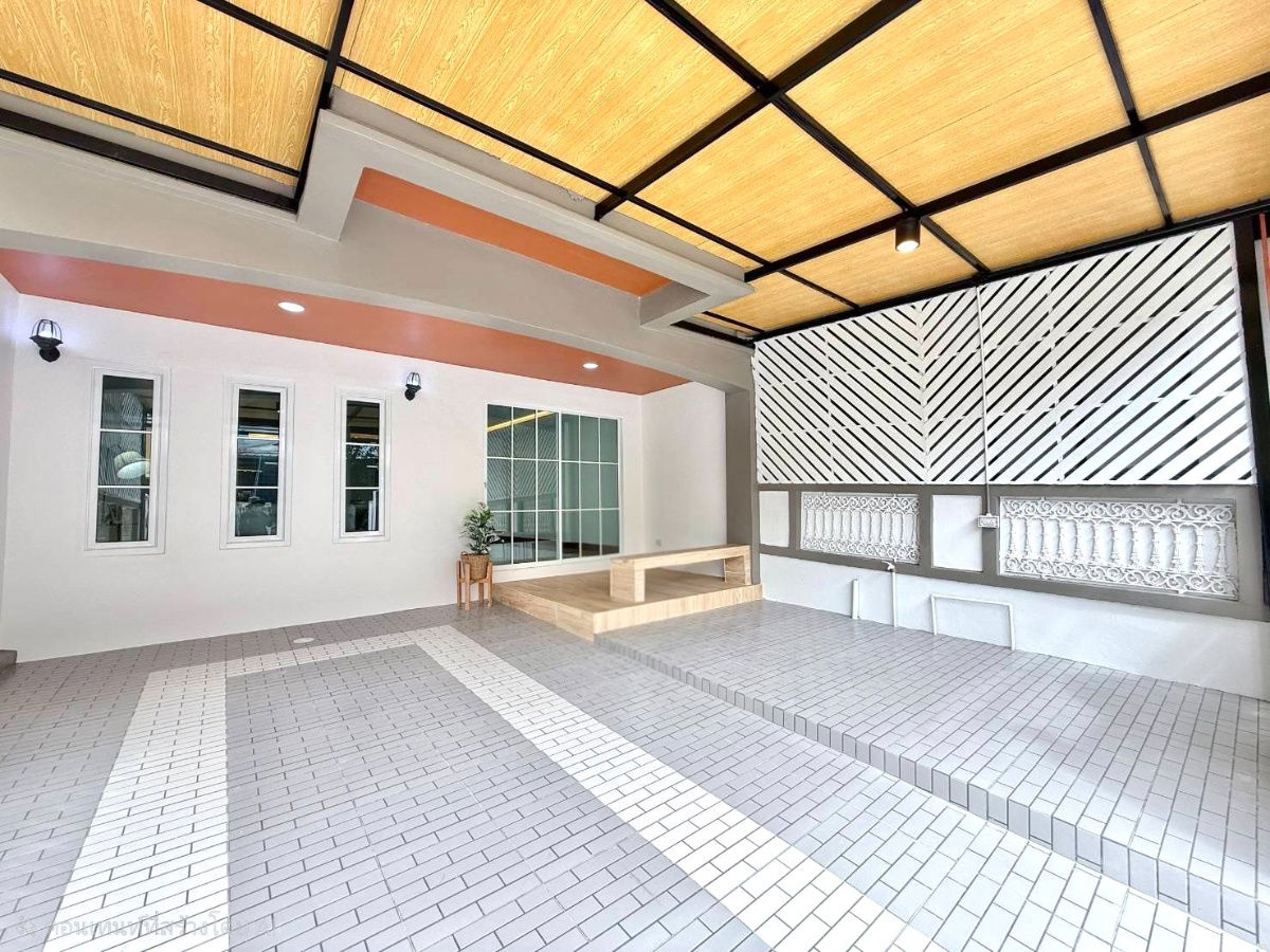รูป ทาวน์เฮ้าส์ รีโนเวทใหม่ แต่งสวยพร้อมอยู่ มีเฟอร์ หมู่บ้าน เคซี.รามอินทรา5 ถนนพระยาสุเรนทร์40 คลองสามวา ใกล้ทางด่วนจตุโชติ - รูปที่ 5/23