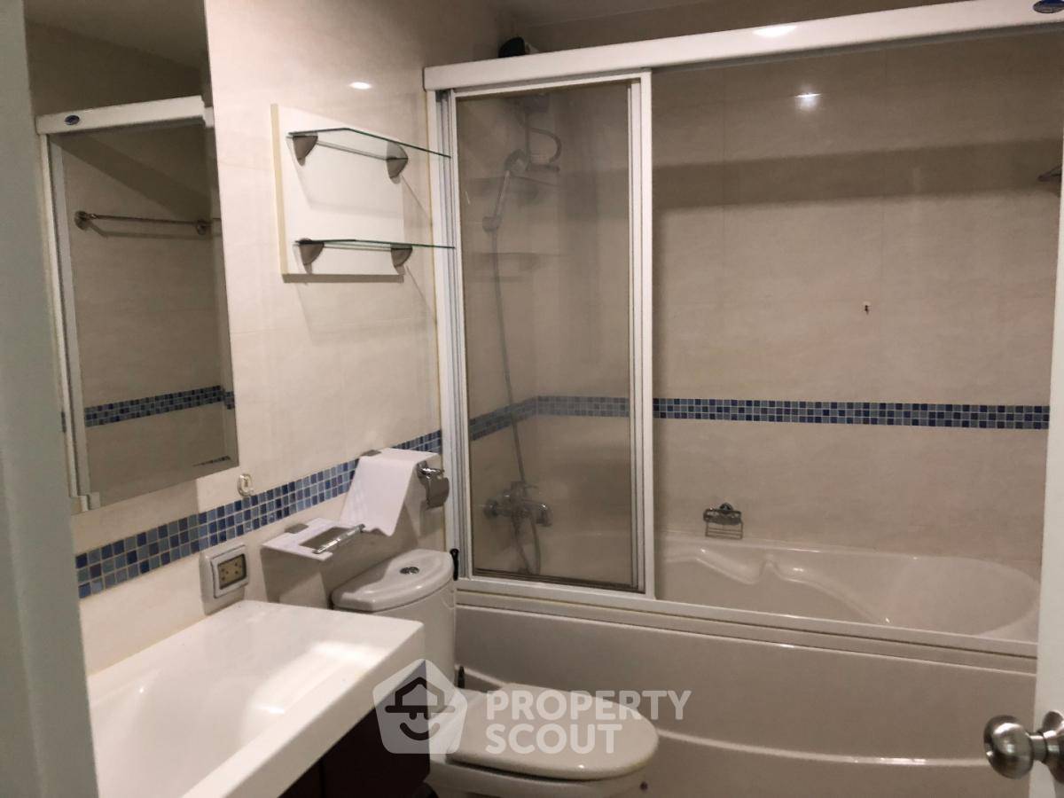 รูป คอนโด 2-ห้องนอน ที่ ไลฟ์ แอท รัชดา-ห้วยขวาง ใกล้ MRT สุทธิสาร (ID 2419037) - รูปที่ 4/7