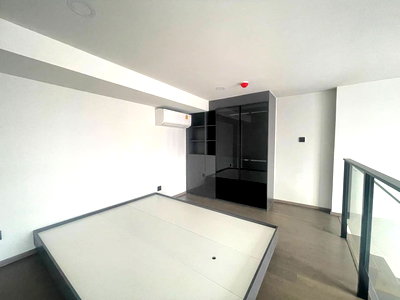 คอนโดให้เช่า : Park Origin Chula Samyan【𝐑𝐄𝐍𝐓】🔥สไตล์โมเดิร์นหรู เส้นสายคมกริบกับโทนเข้มให้มู้ดเรียบแพงมาก🔥 ติดต่อไลน์ไอดี: @hacondo