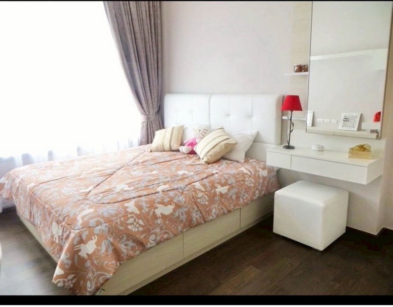 รูป BEST PRICE ห้องใหญ่ 45 ตร.ม. เพียง 24.5k เท่านั้น ชั้นสูง 20+ เฟอร์ครบพร้อมเข้าอยู่ - รูปที่ 1/10