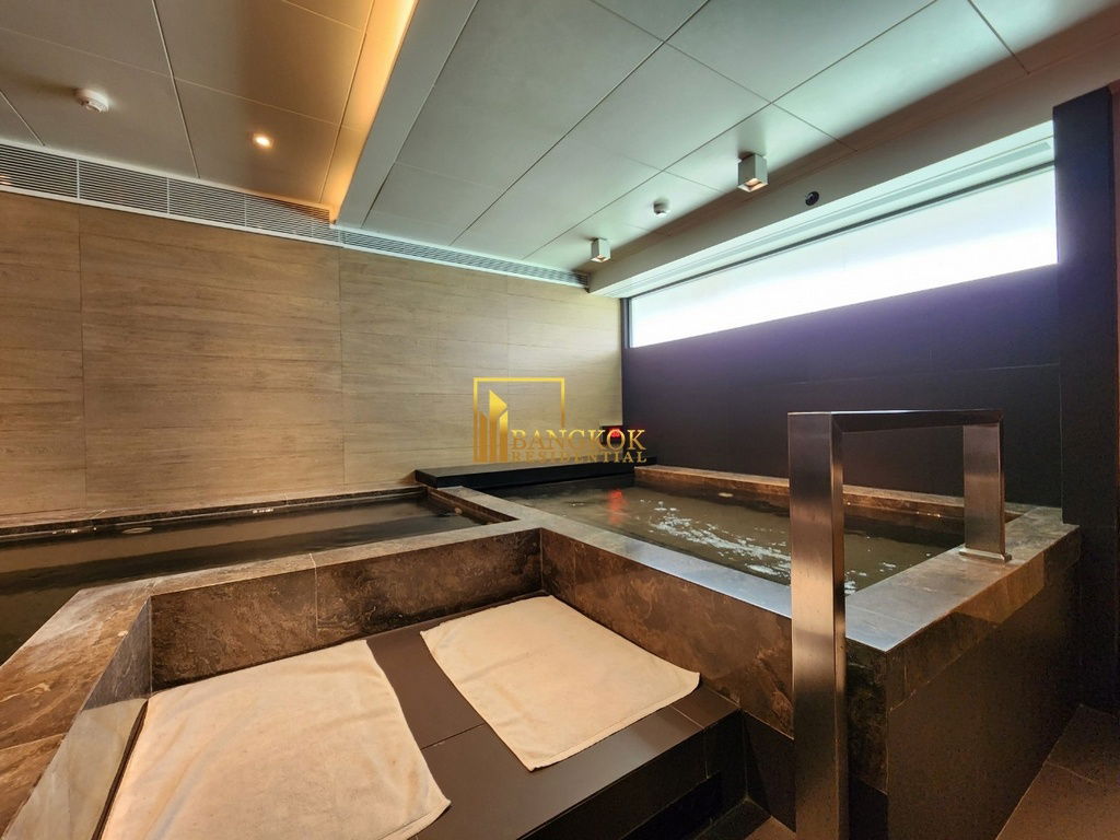 รูป Expansive 3 Bedroom Luxury Apartment in Phrom Phong Area - BR20734AP - รูปที่ 17/22