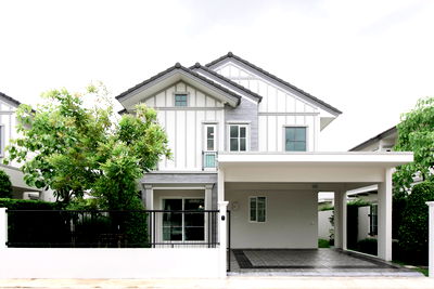 บ้านเดี่ยวให้เช่า : บ้านเดี่ยวให้เช่า Villaggio 3 ศรีนครินทร์–บางนา พร้อมเฟอร์นิเจอร์ครบ