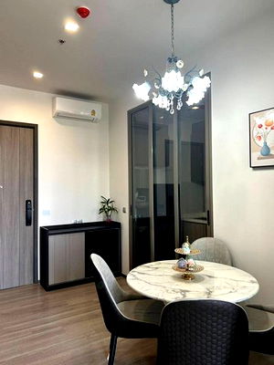 คอนโดให้เช่า : ให้เช่าคอนโด Rhythm Charoenkrung Pavilion ชั้น 26 ขนาด 45 ตรม. เครื่องใช้ไฟฟ้าครบ ใกล้ BTS สะพานตากสิน