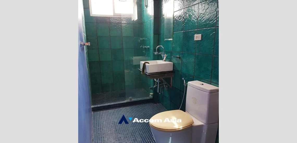 รูป 🔼🔽 AccomA 📩 Pet friendly 4 BR House in Phra Khanong Nuea (AA35004) - รูปที่ 13/14