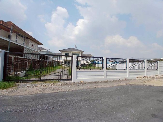 ให้เช่าบ้านเดี่ยวใหม่ ถ.เฉลิมพระเกียรติ ร.9 ใกล้สวนหลวง โทร.099-998-3897