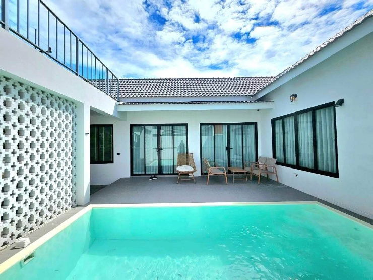 รูป ปล่อยเช่าพลูวิลล่าพร้อมเฟอร์ฯ พร้อมดาดฟ้าสำหรับปาร์ตี้ พลูวิลล่าขนาดใหญ่ ที่ดินกว้าง โซนหางดง ใกล้กาดฝรั่ง , โรงเรียนนานาชาติลานนา  - รูปที่ 1/30