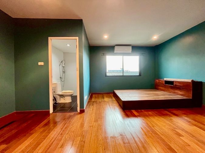 3-bed townhouse for sale, 200 sqm, 32 sq wah, Bueng Kum