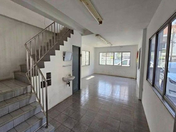 รูป ให้เช่าโกดังพร้อมสำนักงาน ซอยวิภาวดีรังสิต ใกล้สนามบินดอนเมือง โกดังพื้นที่ 442 ตารางเมตร เหมาะหลากหลายธุรกิจ - รูปที่ 3/6