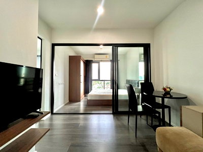 ขายคอนโด : 🔥🔥ขายห้องพร้อมผู้เช่า!! Condo The Stage Taopoon Interchange 1 ห้องนอน 26.64 ตร.ม. ชั้น 18 แต่งครบ 2.45 ล้านบาท สนใจ LINE: @atfirm🔥🔥