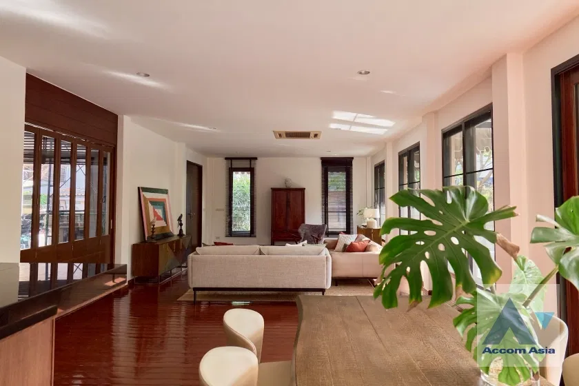 รูป 🔼🔽 AccomA 📩 Private Swimming Pool,Fully Furnished 4 BR House in Khlong Tan Nuea (96338) - รูปที่ 3/20