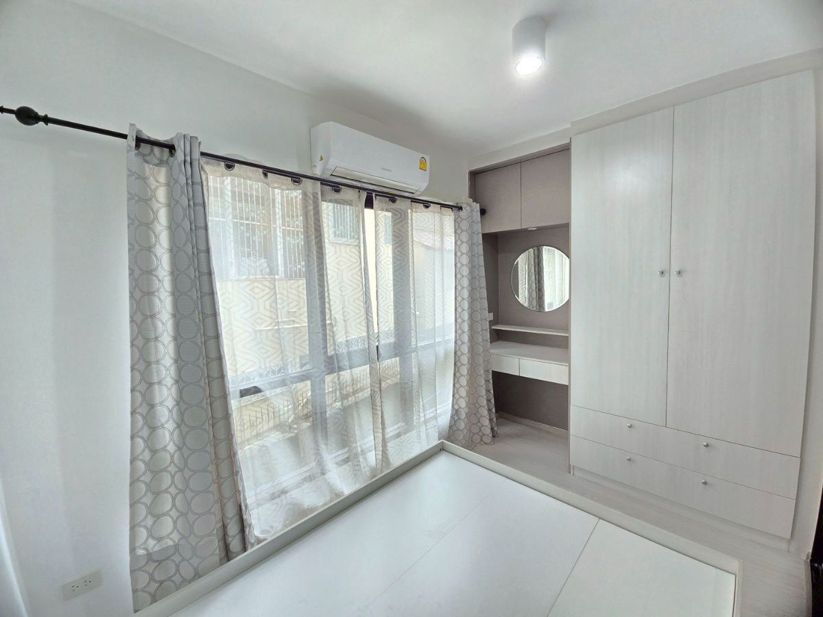 picture vela se residence studio floor 2 - 2/13